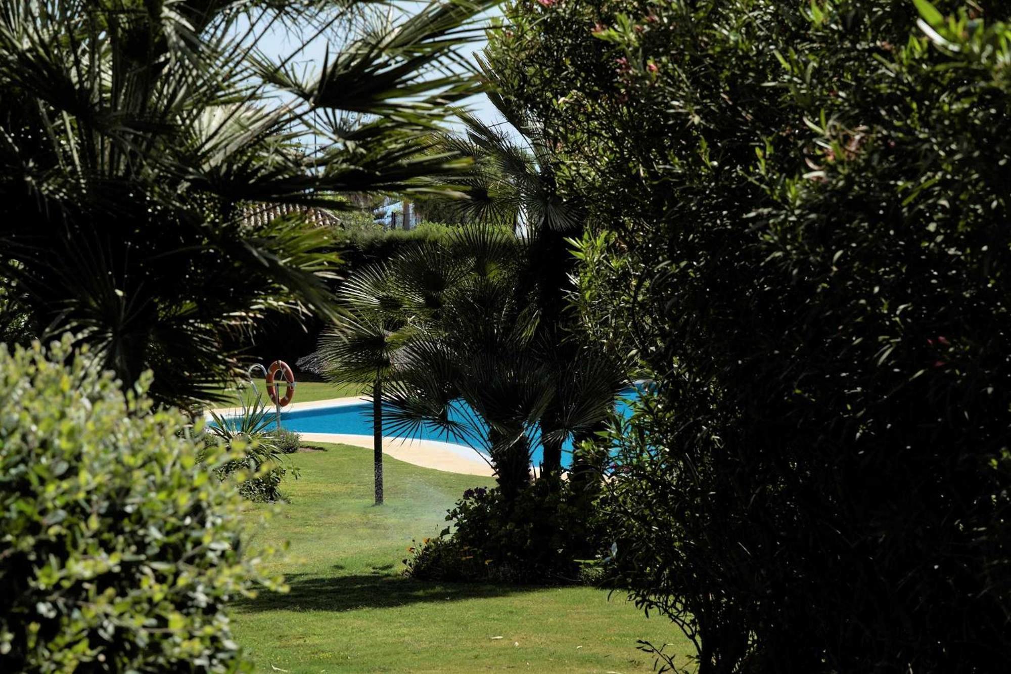 Bougainvillea Bay Estepona Bagian luar foto